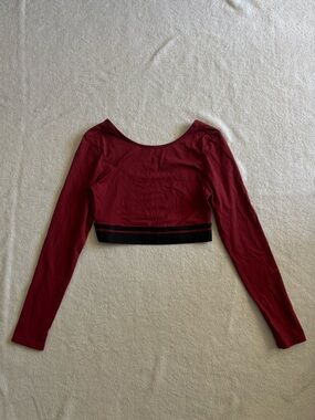 JoyLab Women's Burgundy Athletic Long-Sleeve Crop Top with Black Trim